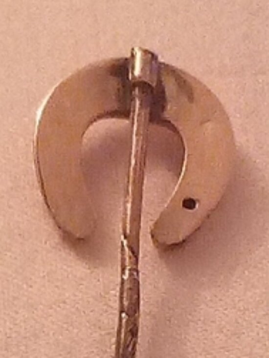 9ct Gold Plated Victorian or Edwardian Horseshoe Shaped Stick Pin